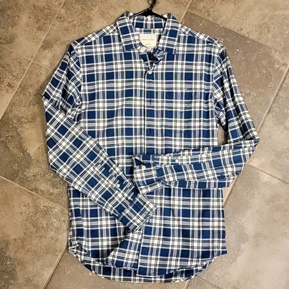 American Eagle long sleeve button up